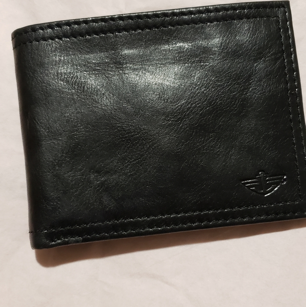 DOCKERS WALLET